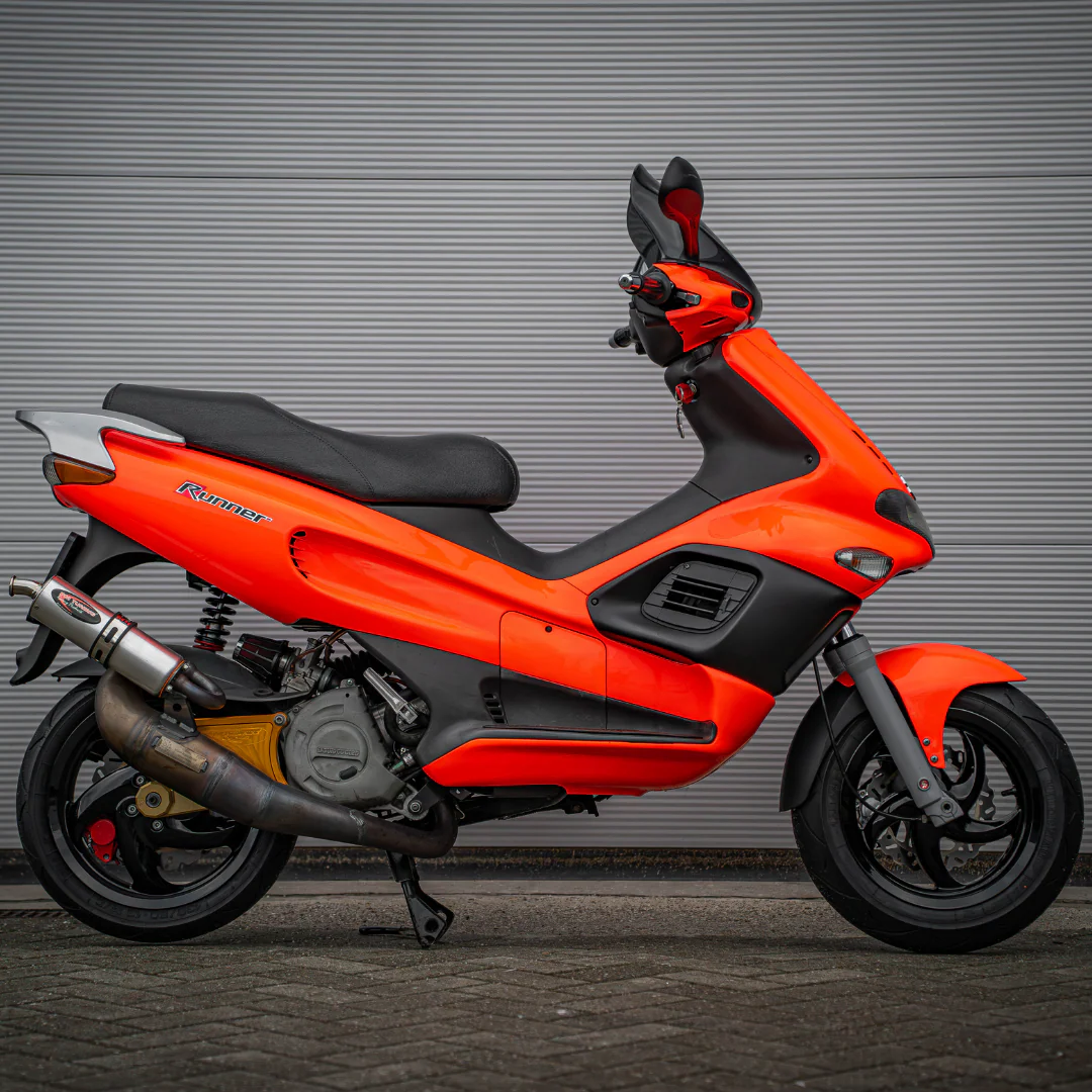 Achterspoiler Zilver Gilera Runner Pro Origineel - Image 2