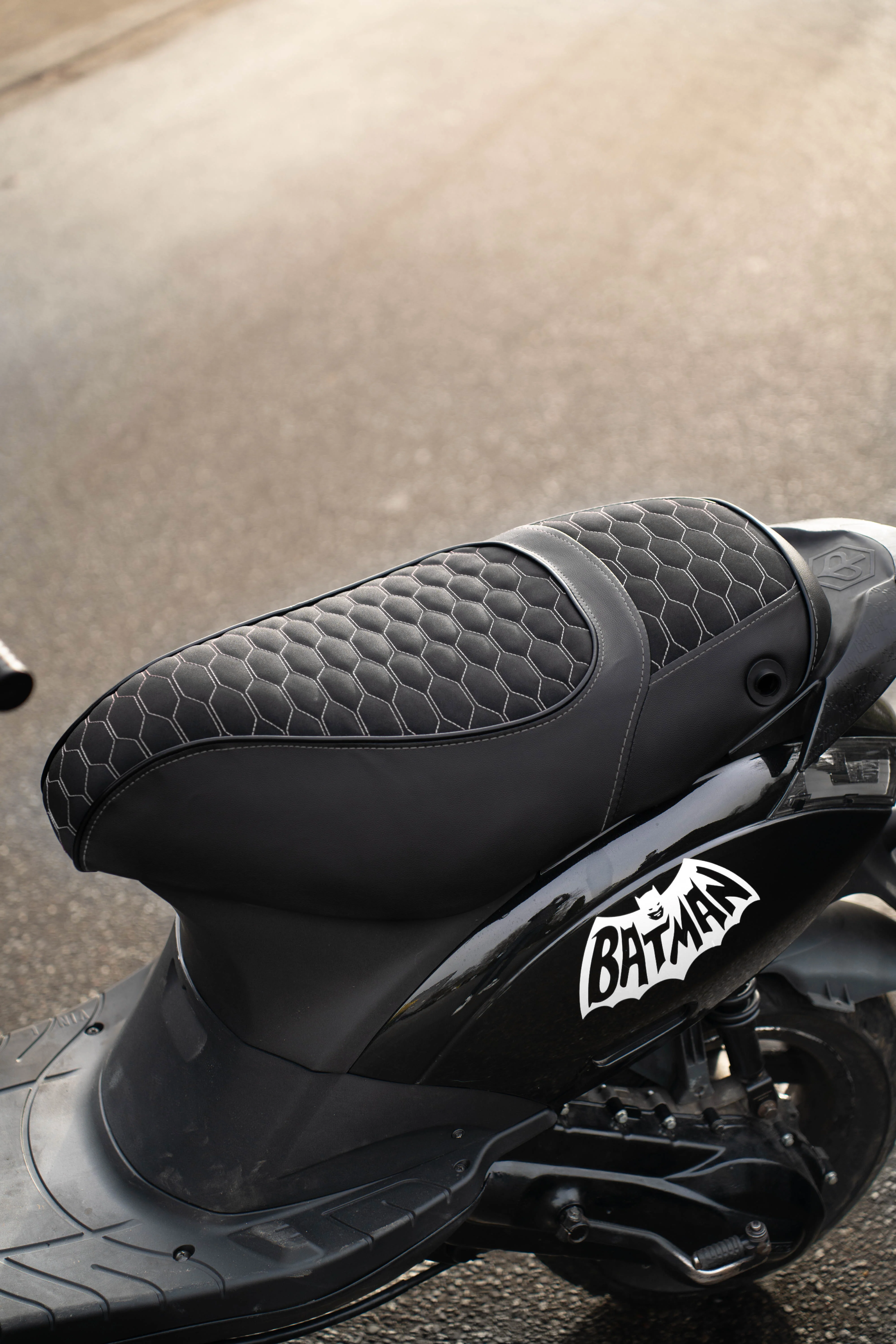 Fenom Zadelhoes Alcantara Look Wit Piaggio Zip - Image 2